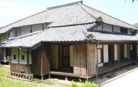 Old Maru Mao Family Residence